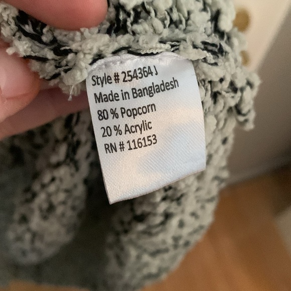 [M] Poof Apparel - Cozy Black and White Knit Cardigan - Picture 6 of 6